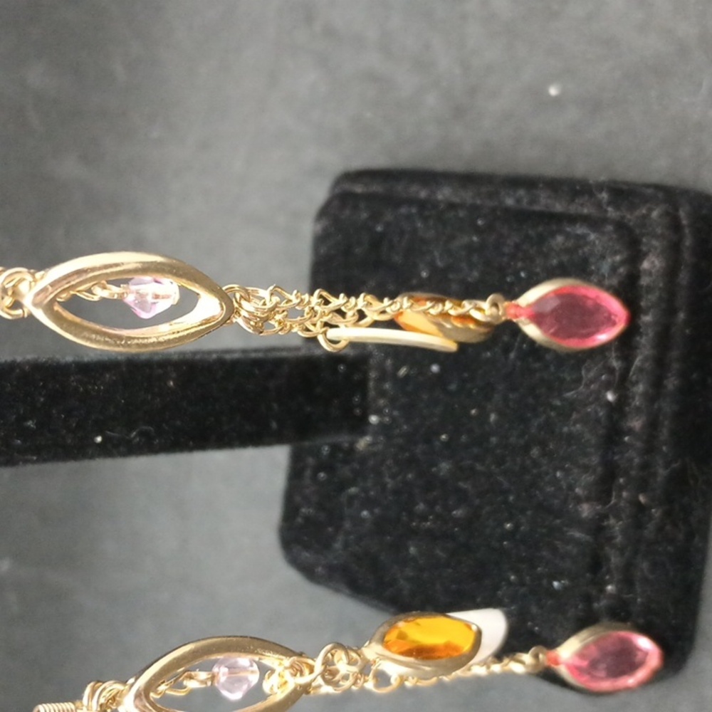 Vintage Gold Tone Beaded Charm Chain Dangle Earrings - Picture 2 of 4
